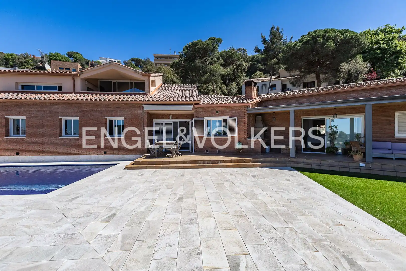 Vista exterior de Casa o xalet en venda en Sant Fost de Campsentelles amb Calefacció, Jardí privat i Parquet