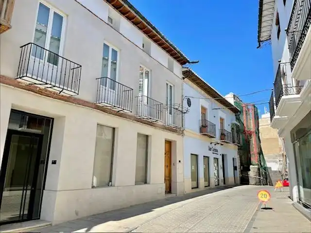 Vista exterior de Residencial en venda en Vélez-Málaga
