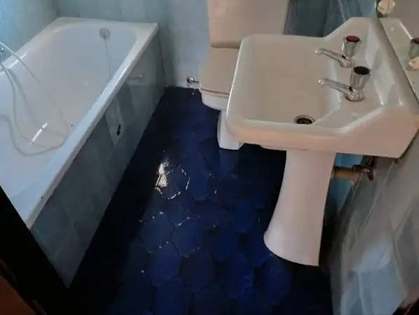 Baño de Casa adosada en venta en Baños de Rioja
