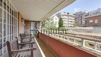 Exterior view of Flat for sale in  Barcelona Capital  with Air Conditioner, Heating and Terrace