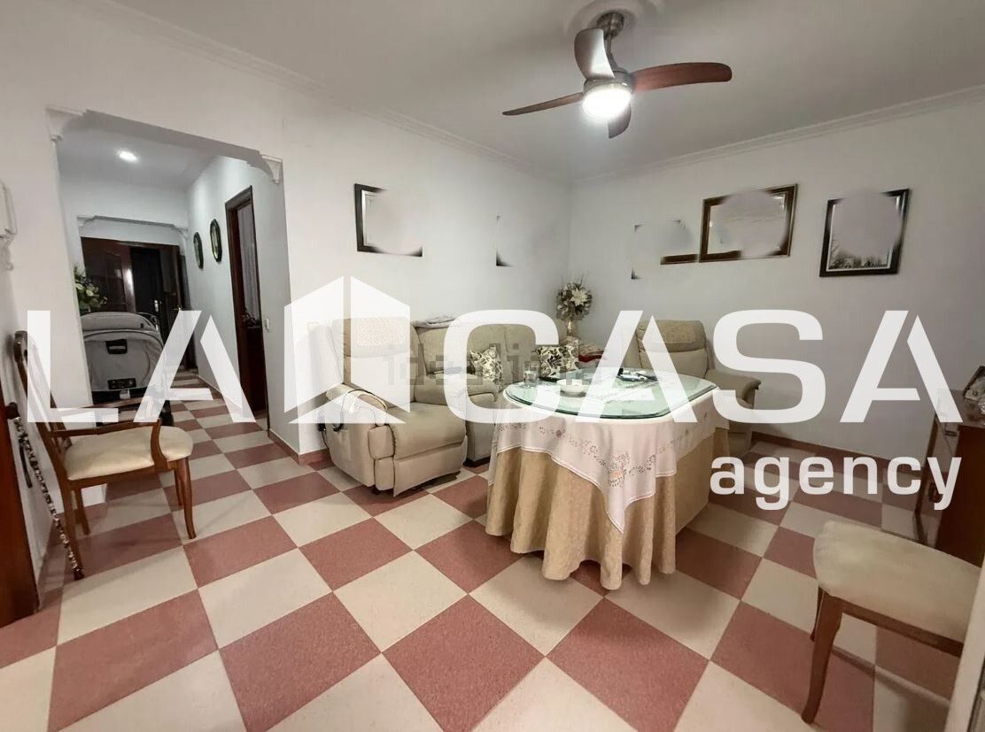 Planta baja for sale in Dos Hermanas  with Air Conditioner, Terrace and Storage room