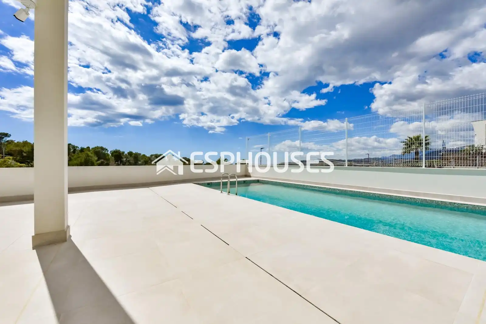 Piscina de Casa o chalet en venta en Finestrat con Aire acondicionado, Terraza y Trastero