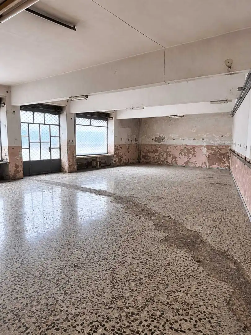 Gewerbefläche zur Miete in Calle Ramón y Cajal, imagen 2