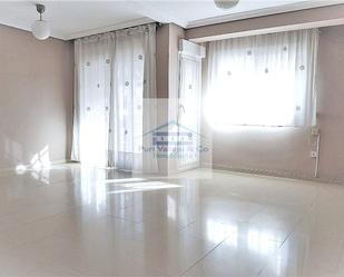 Living room of Flat for sale in  Córdoba Capital  with Air Conditioner, Heating and Terrace