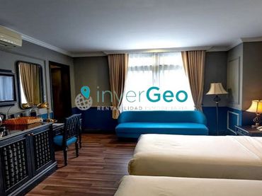 Hotel with pool for sale in Centro