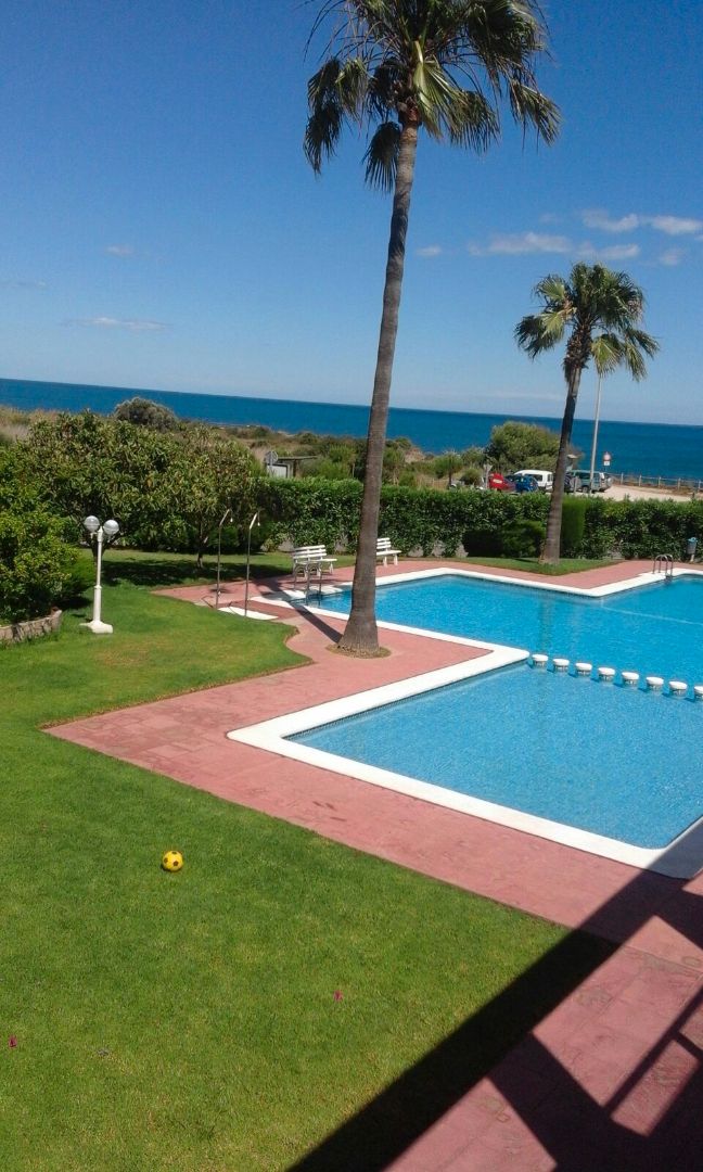 Piscina de Apartament en venda en Vinaròs amb Calefacció, Terrassa i Moblat