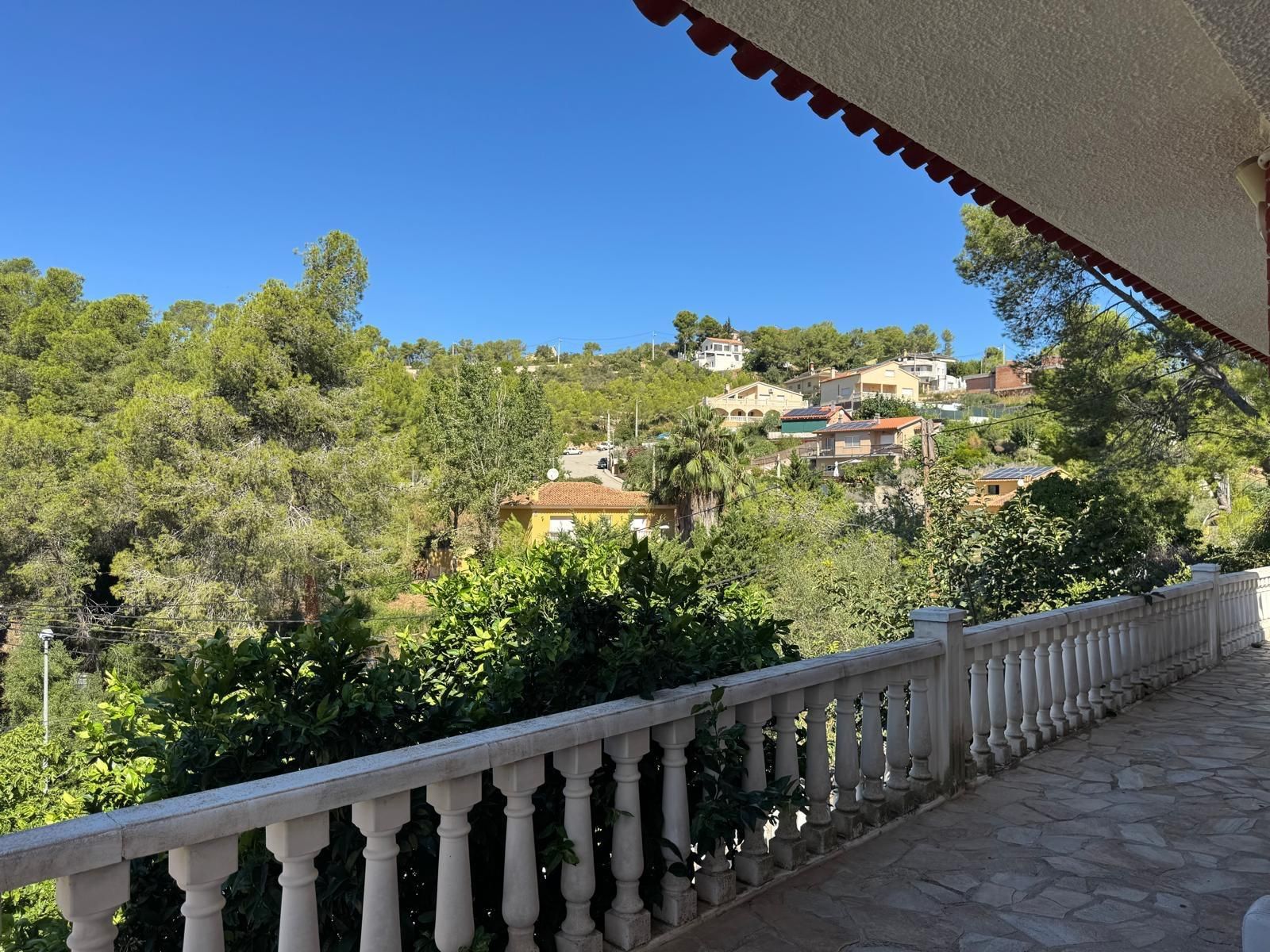 Vista exterior de Casa o xalet en venda en Olivella amb Aire condicionat, Jardí privat i Terrassa