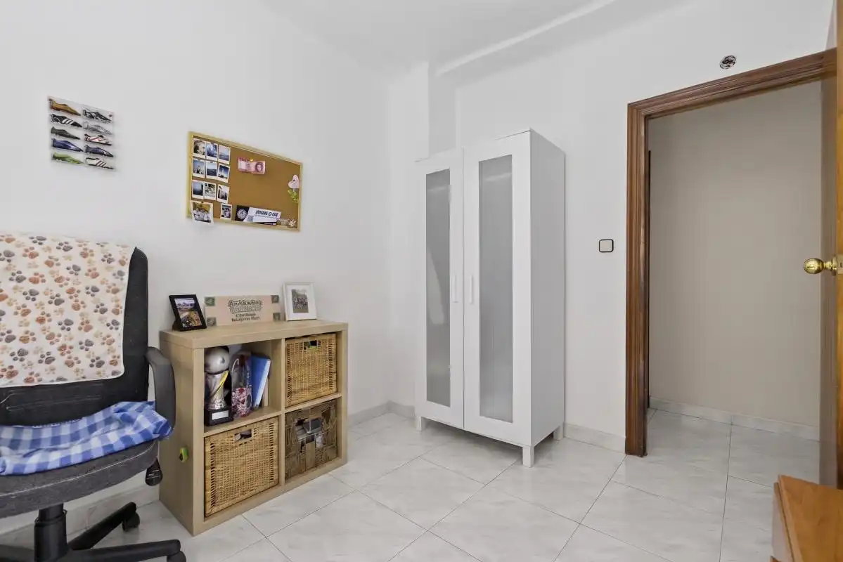 Schlafzimmer von Wohnung zum Verkauf in San Juan de Aznalfarache mit Klimaanlage, Heizung und Terrasse