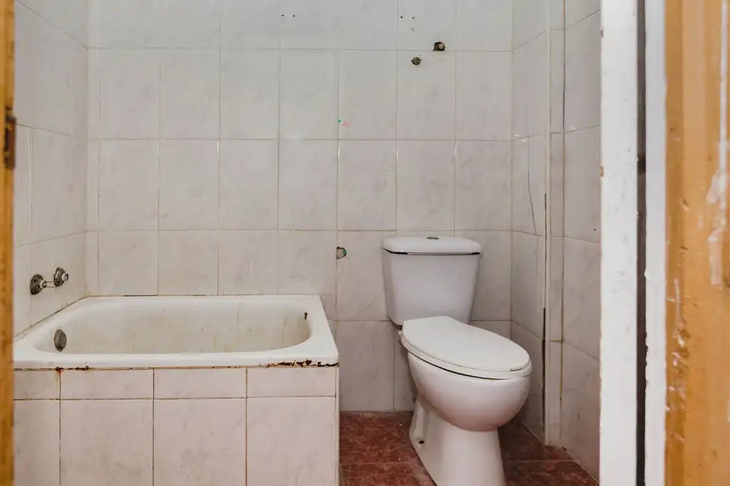 Bany de Pis en venda en Almería