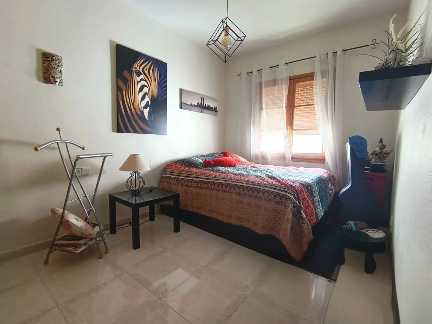 Habitación de Casa adosada en venta en Alhaurín de la Torre con Terraza, Balcón y Alarma