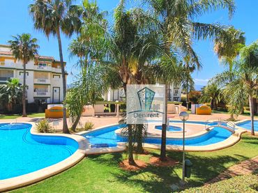 Apartment mit Pool zur Miete in Carrer Mar Adriatica 2