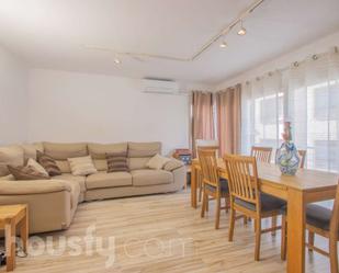 Living room of Flat for sale in  Palma de Mallorca  with Air Conditioner, Heating and Parquet flooring