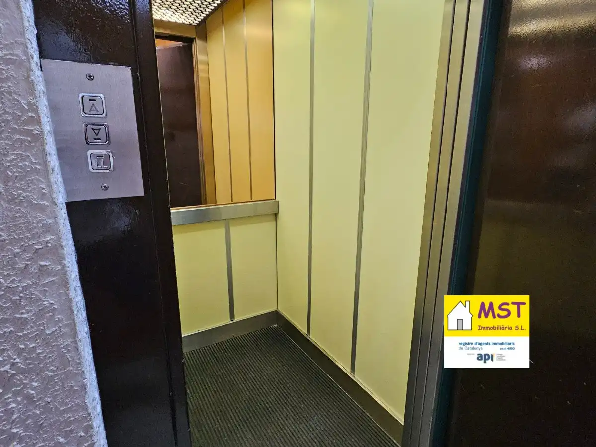Piso con terraza en venta en Carrer de la Creueta, imagen 19