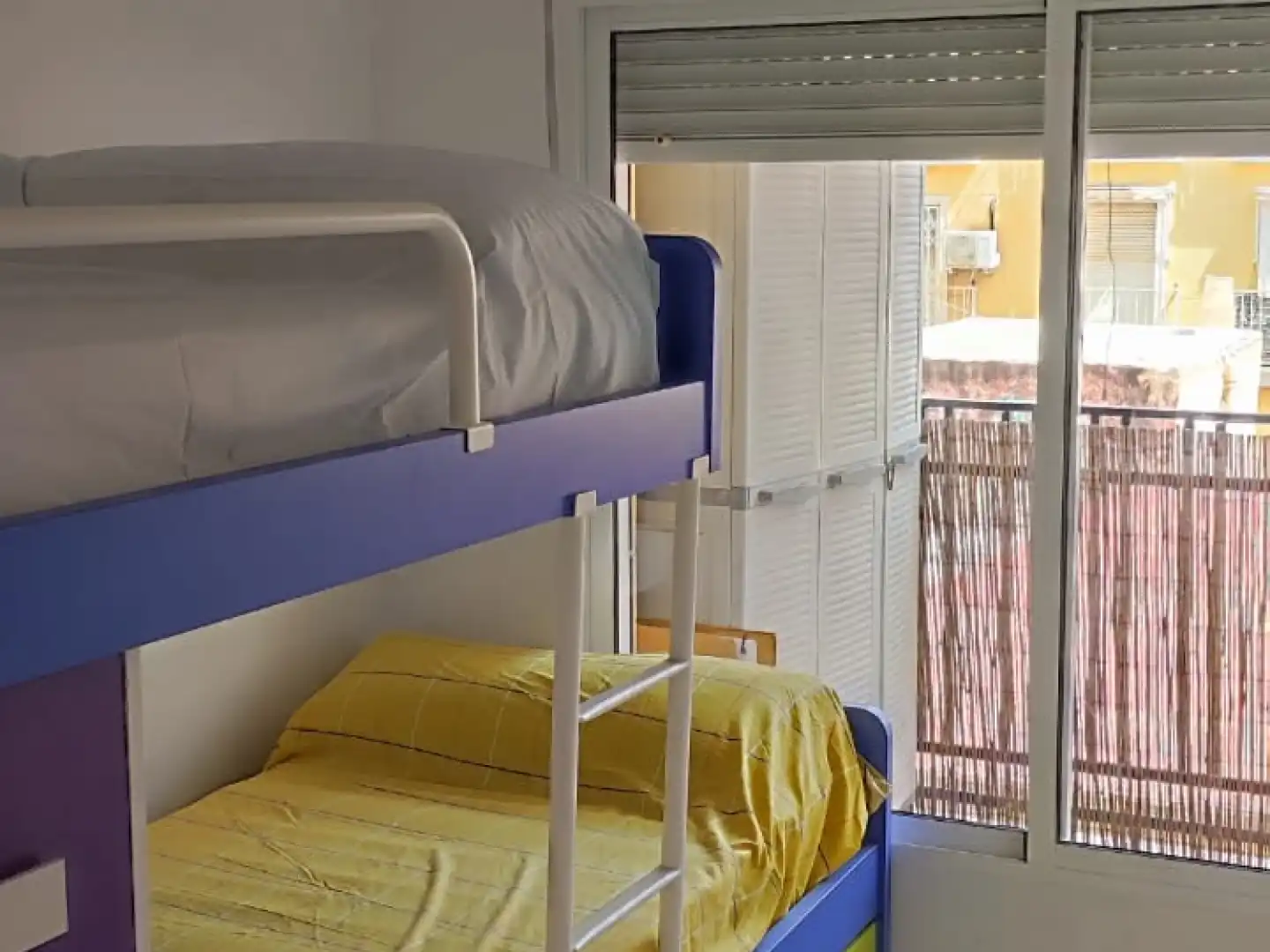 Habitación de Piso de alquiler en Mazarrón con Aire acondicionado, Amueblado y Horno
