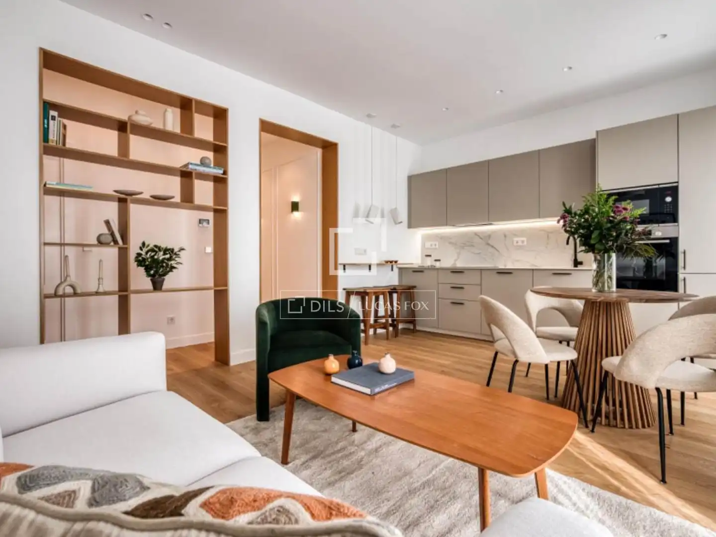 Piso con terraza en venta en Centro, imagen 2