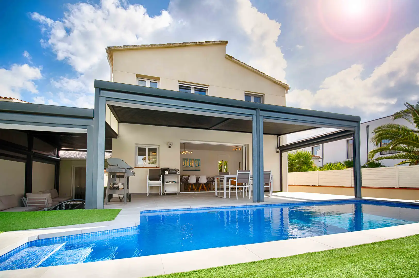 Casa con piscina en venta en Carrer Norfeu, imagen 7
