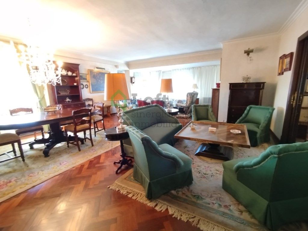 Flat for sale in Casco Antiguo