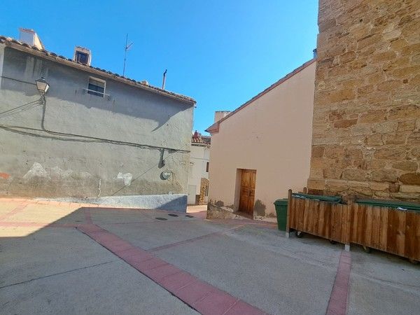 Exterior view of Single-family semi-detached for sale in Ariño