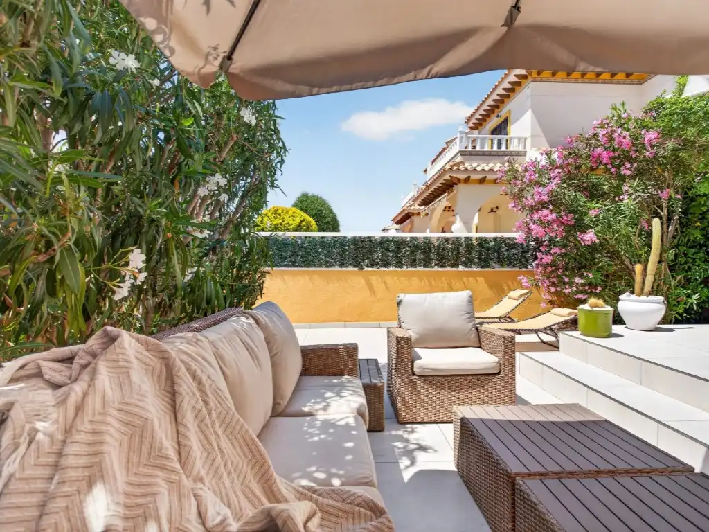 Terrace of Houses for sale in Orihuela  with Air Conditioner, Private garden and Furnished