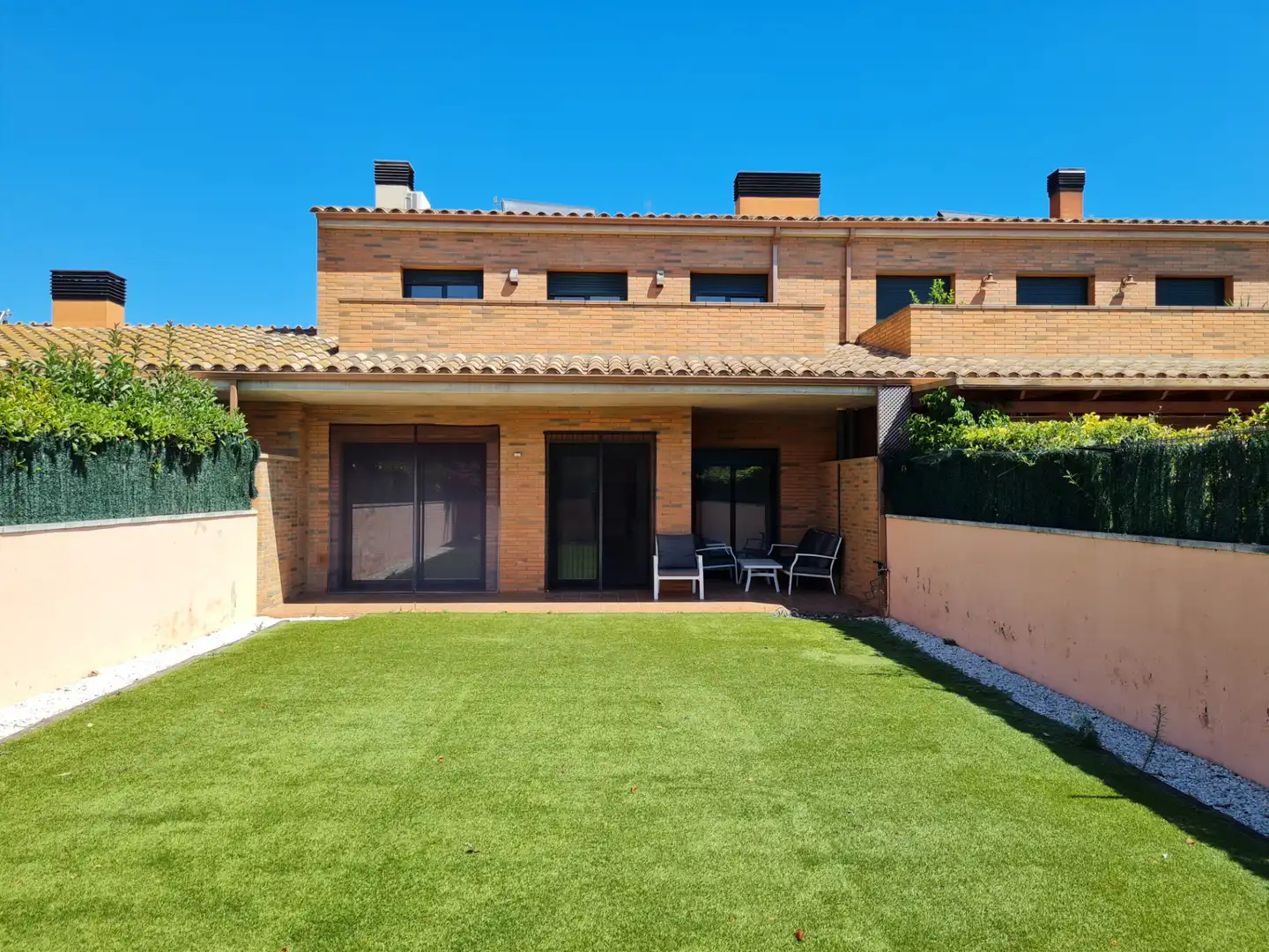 Garden of Detached homes for rent in Fortià  with Air Conditioner, Heating and Private garden