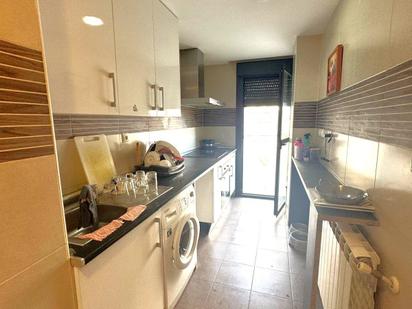 Kitchen of Flat for sale in Azuqueca de Henares  with Air Conditioner, Heating and Storage room