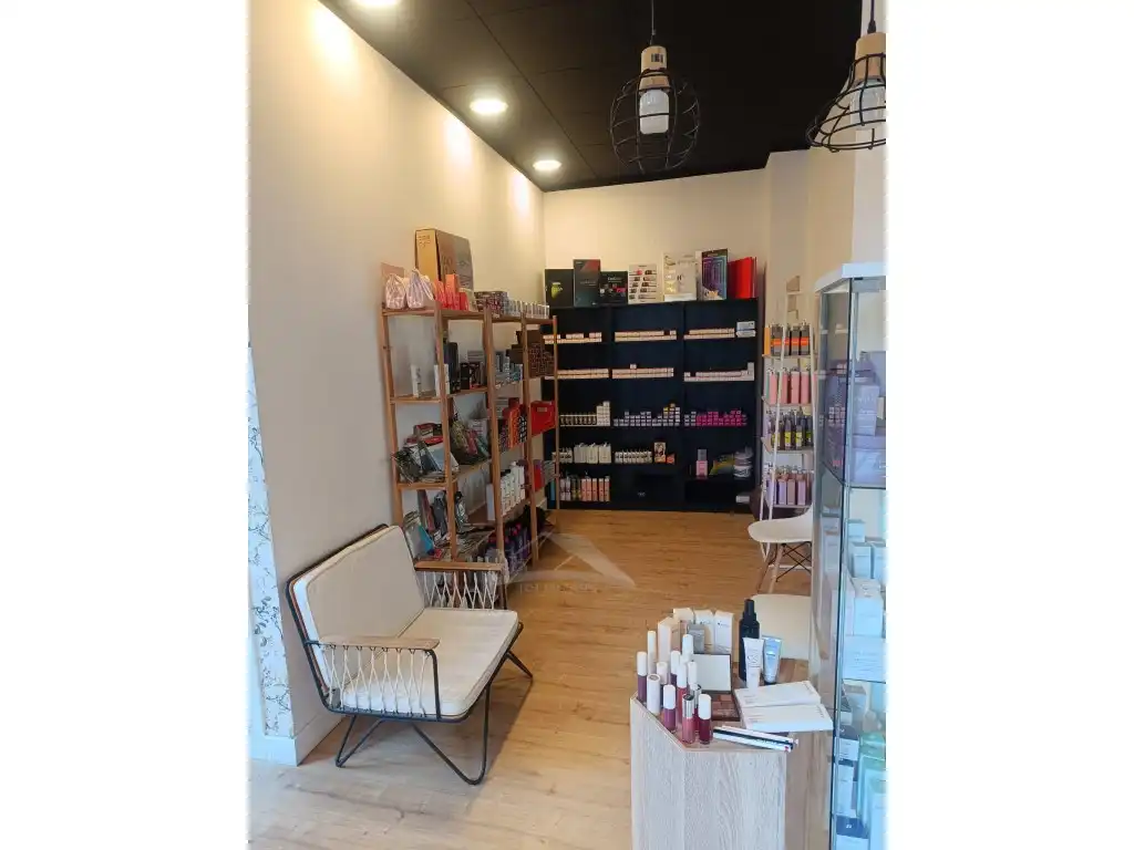 Business premises to rent in Calle Lluis Companys, imagen 16
