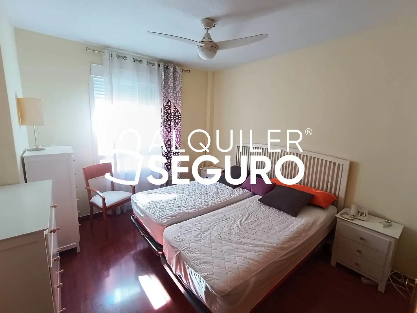 Bedroom of Flat for rent in Zona Centro - Ayuntamiento