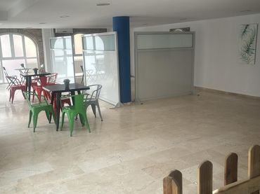 Locale commerciale in vendita a Calle Doctor Villar