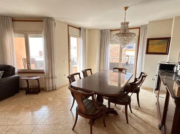 Attico con balcone in vendita a Centre
