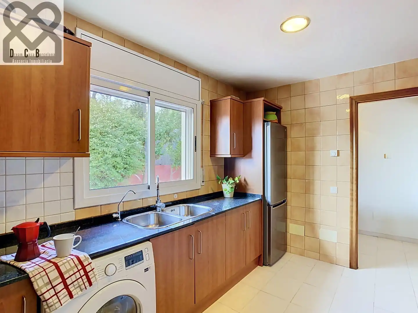 Cuina de Casa o xalet en venda en Corbera de Llobregat, Barcelona