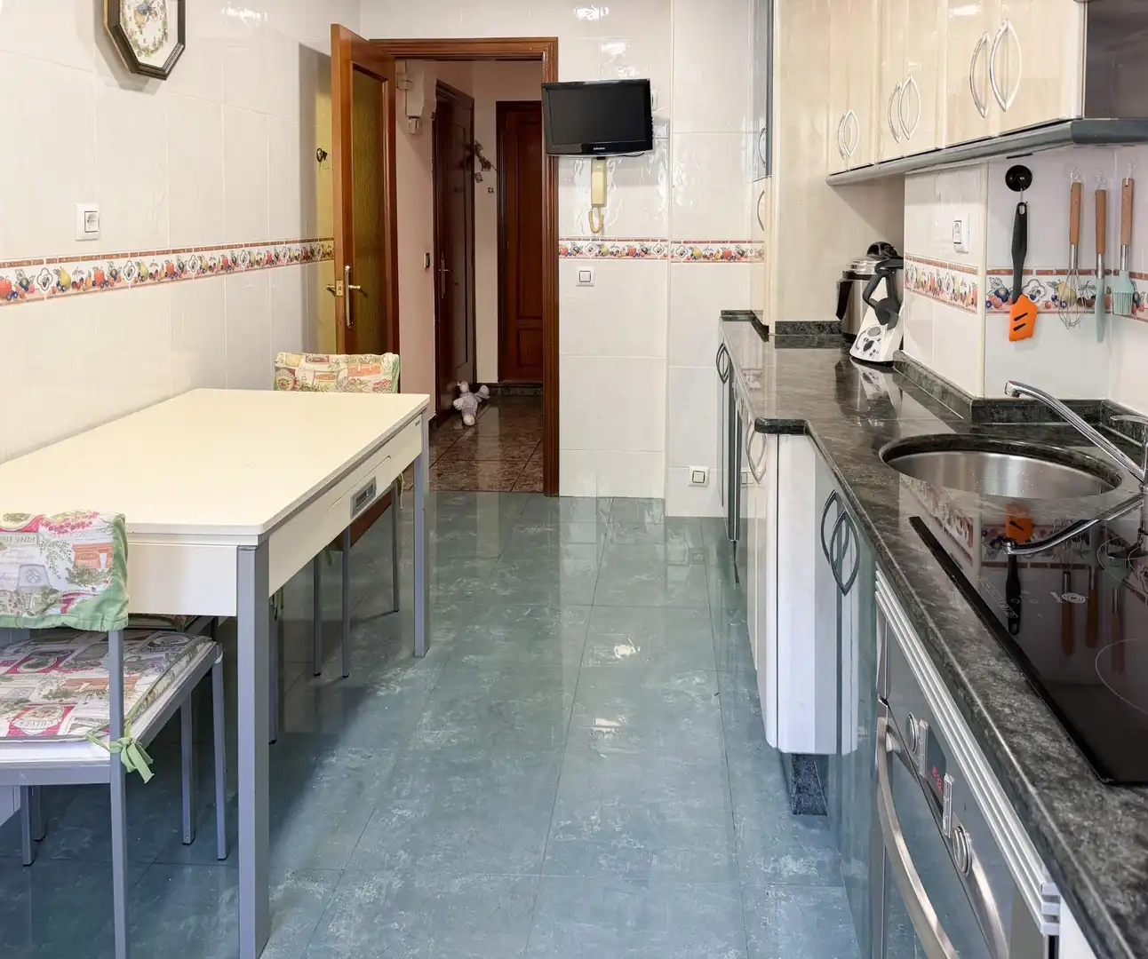 Cocina de Piso en venta en Mieres (Asturias) con Calefacción, Parquet y Amueblado