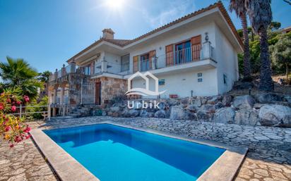 Vista exterior de Casa o xalet en venda en Castell-Platja d'Aro amb Piscina