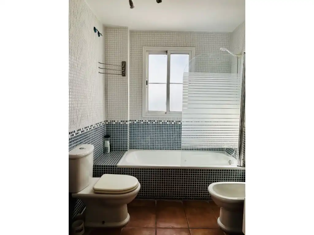 Badezimmer von Maisonette zum Verkauf in Archidona mit Terrasse