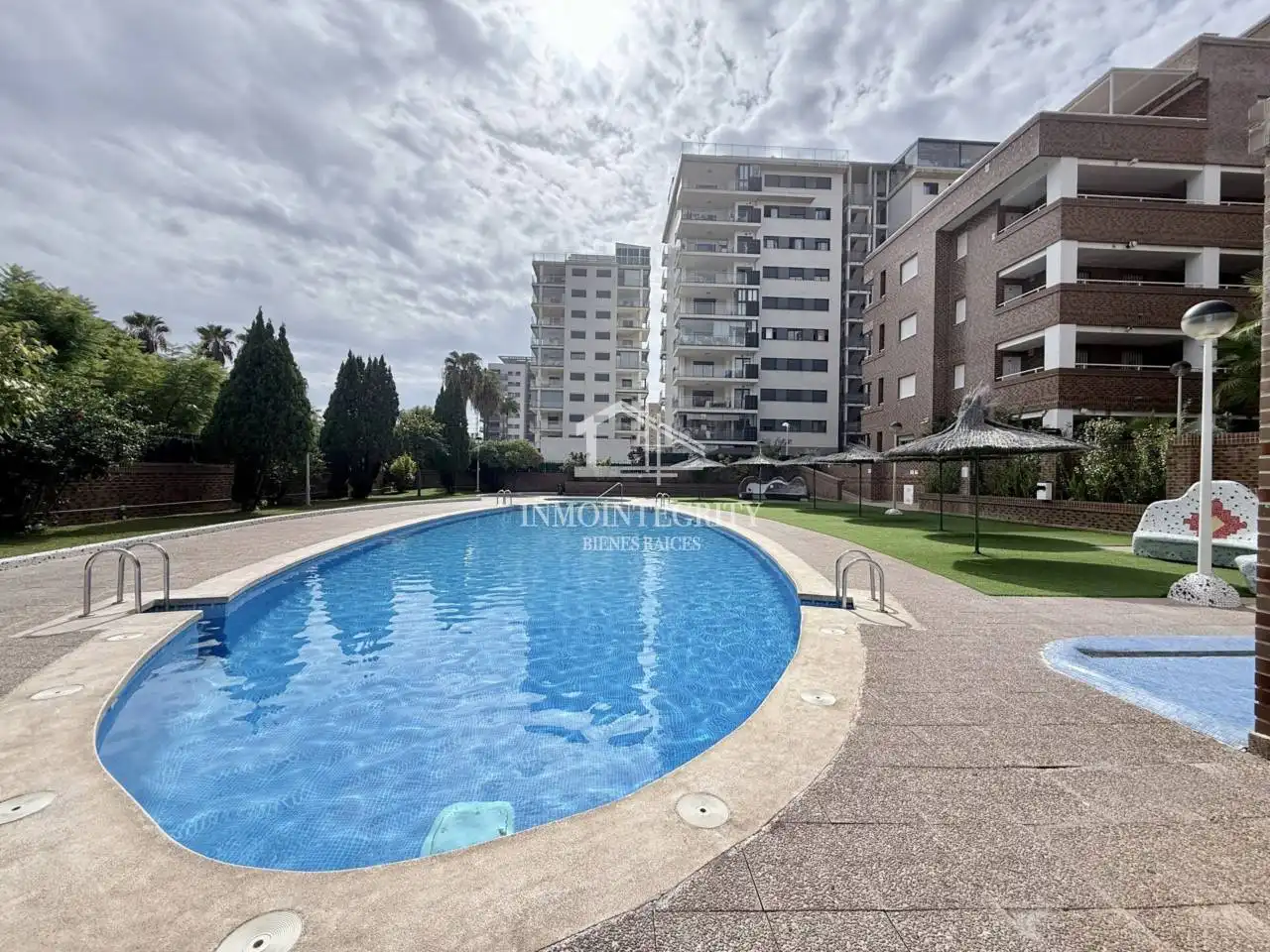 Apartament amb piscina en venda a Avenida Central 22, imagen 36