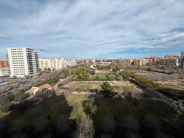 Piso en Alquiler en Carrer de l'Illa Formentera en Malilla