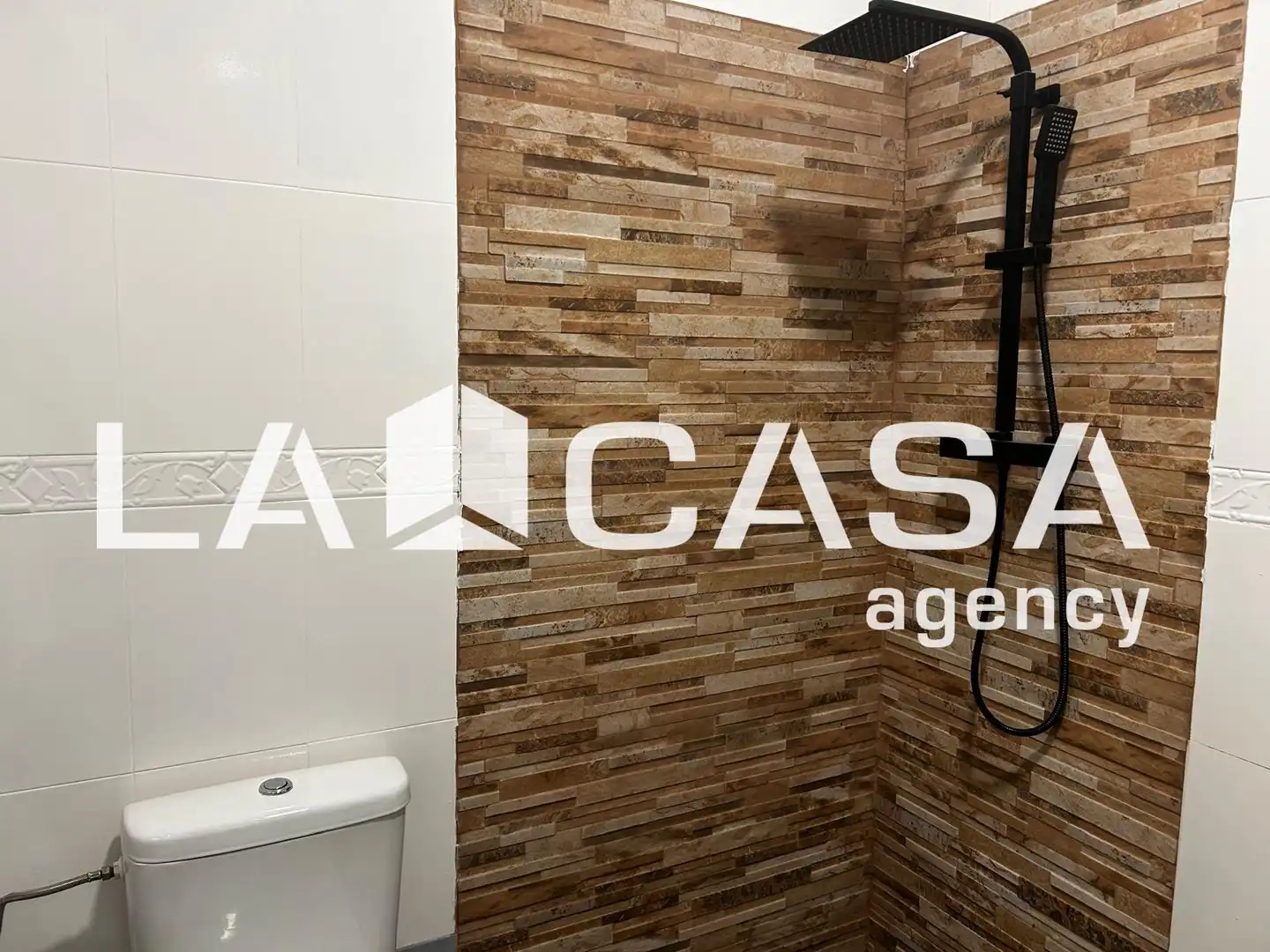 Casa o xalet en venda en Alcalá de Guadaira amb Aire condicionat, Traster i Piscina