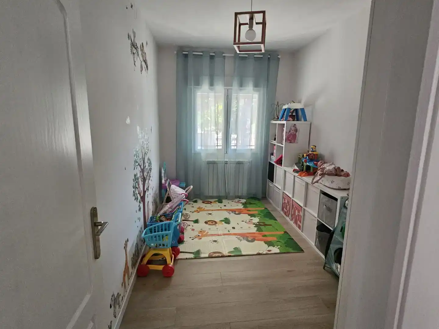 Dormitori de Casa o xalet en venda en Villena amb Aire condicionat i Piscina
