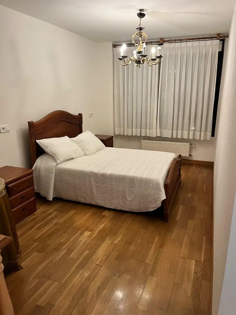 Habitación de Piso de alquiler en Milán - Pumarín - Teatinos