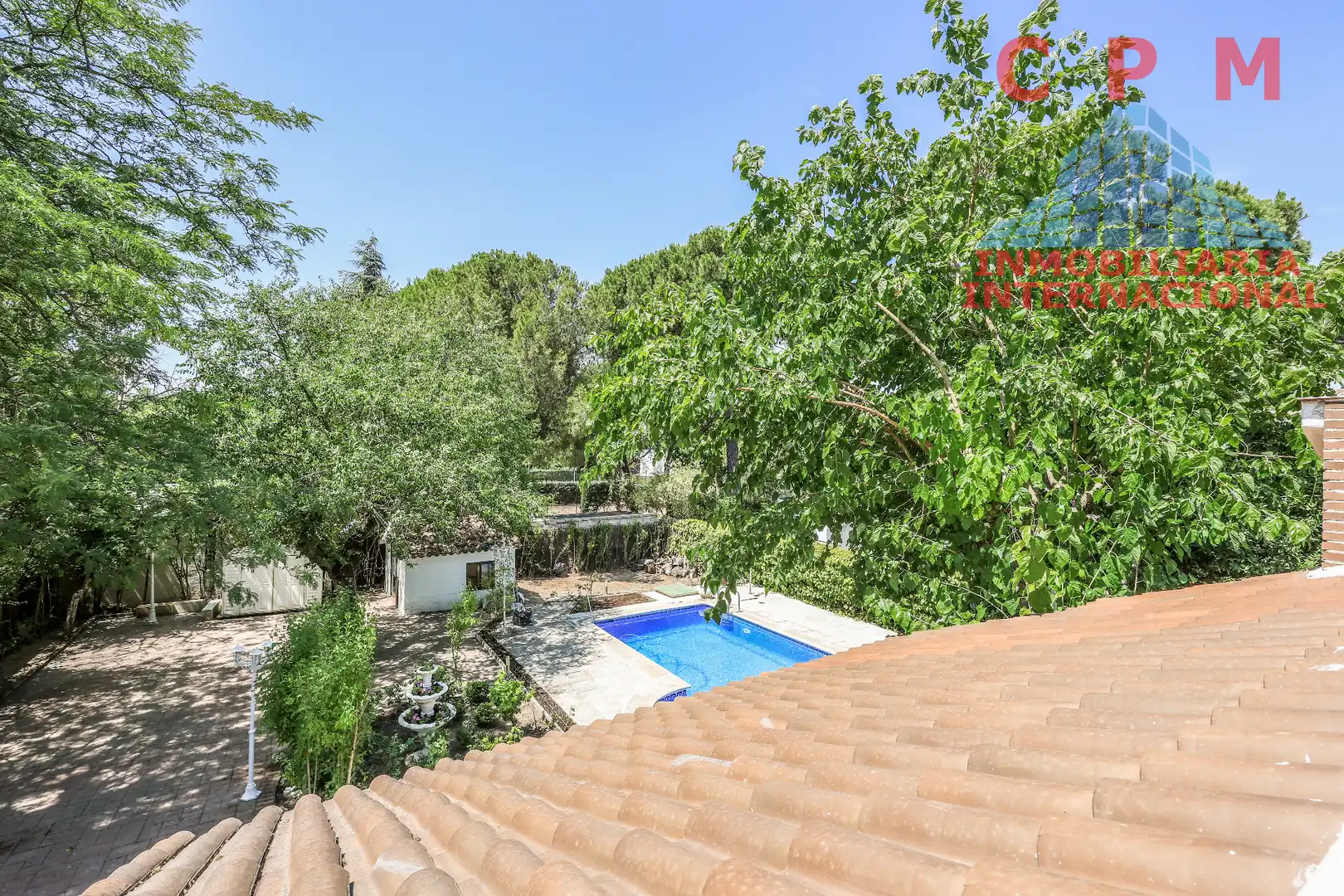 Schwimmbecken von Haus oder Chalet zur Miete in Pozuelo de Alarcón mit Klimaanlage, Heizung und Privatgarten