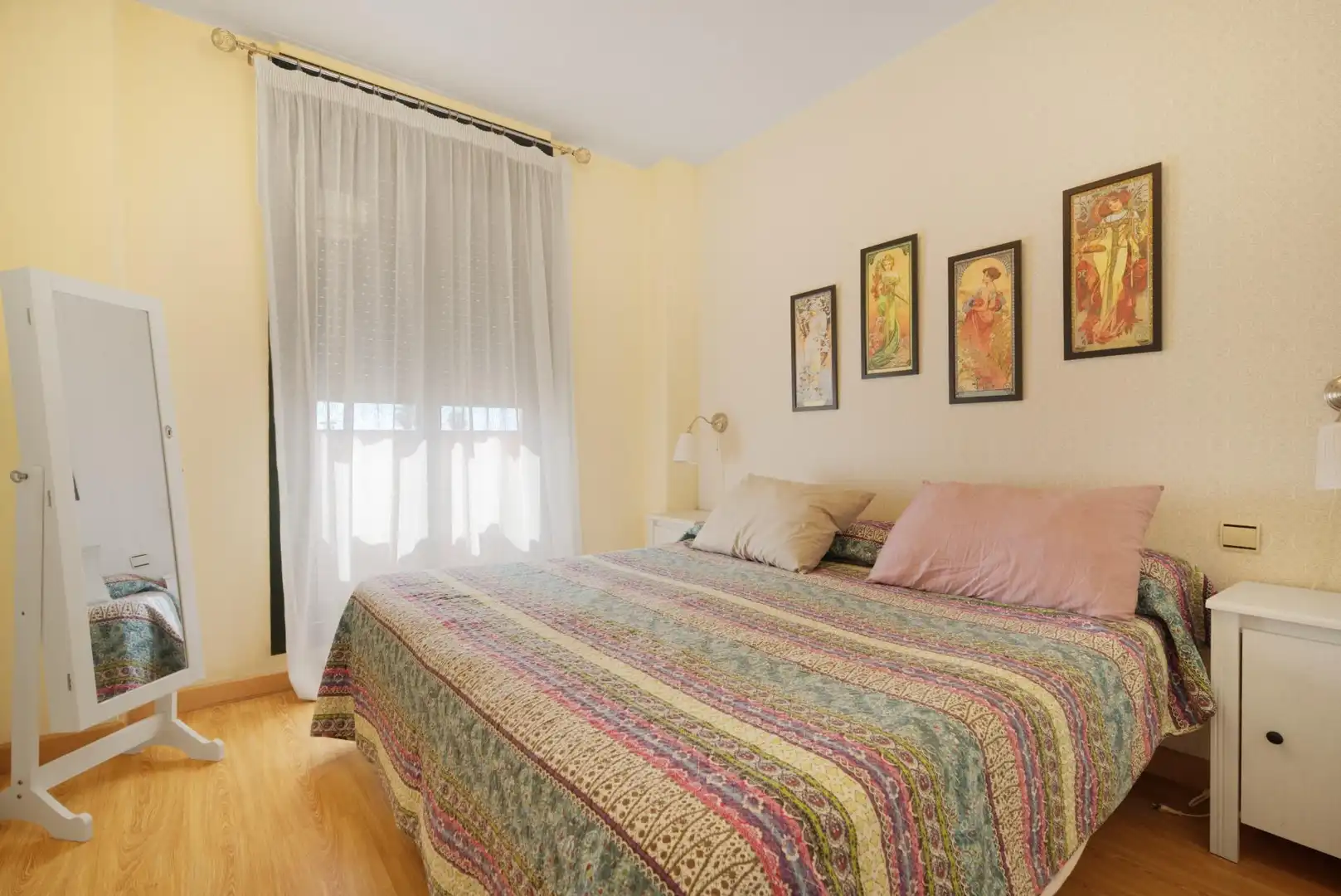 Habitación de Apartamento en venta en San Juan de Aznalfarache con Aire acondicionado, Jardín privado y Terraza