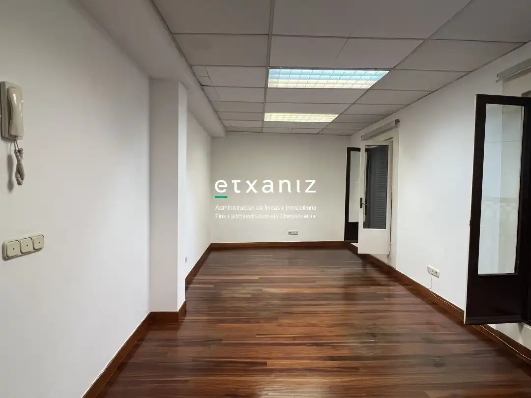 Oficina de alquiler en Donostia - San Sebastián 