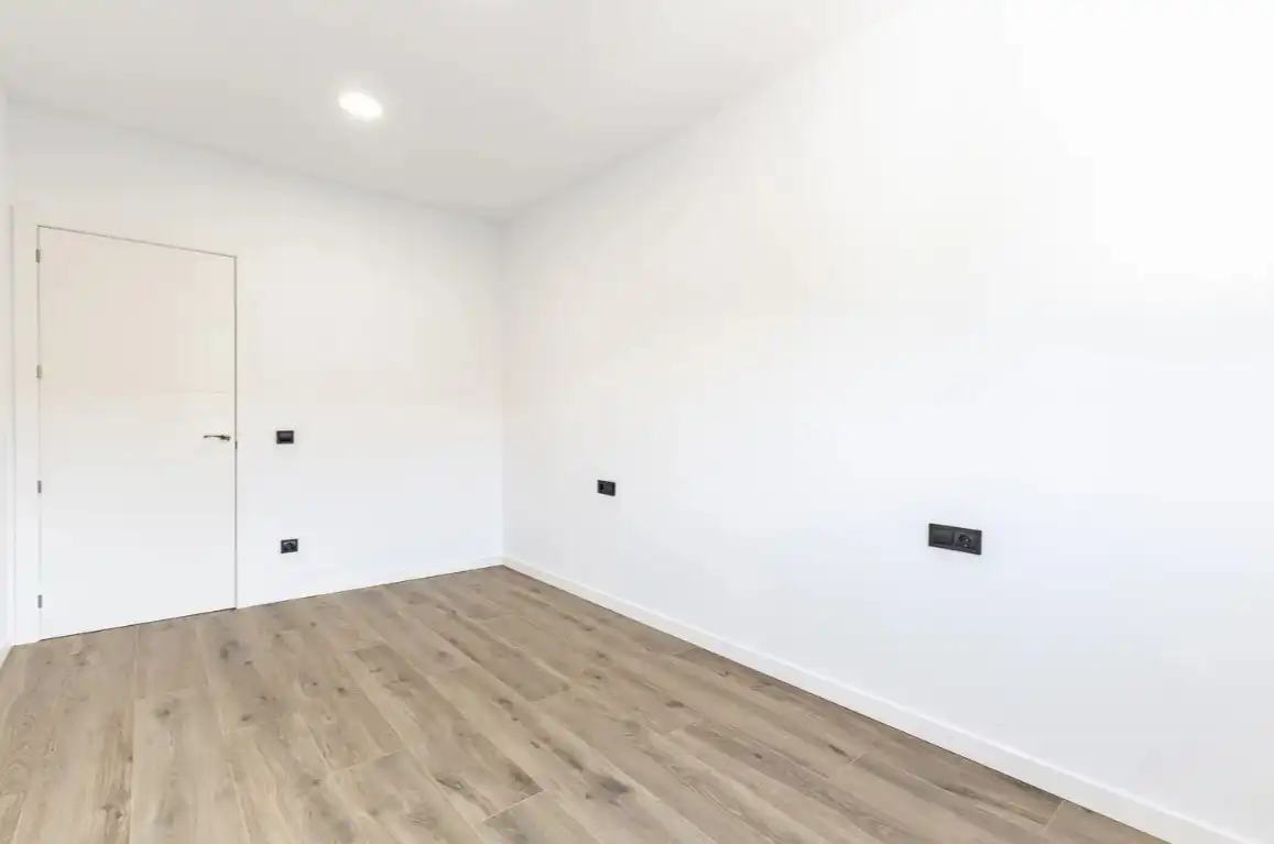 New build Terraced house with garden for sale in Carrer del Pintor Guàrdia, imagen 35
