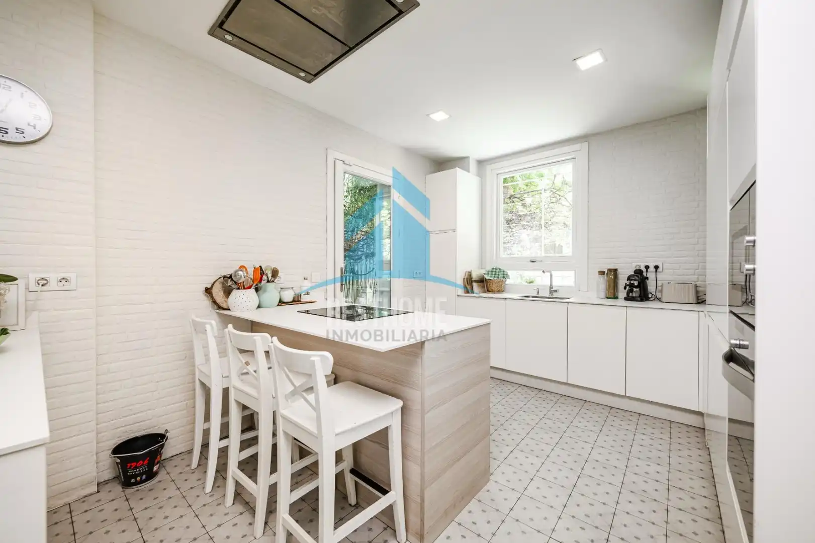 Cocina de Casa o chalet en venta en Madrid con Calefacción, Jardín privado y Parquet