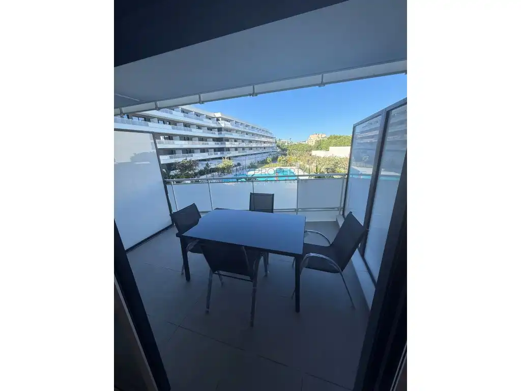 Apartamento con ascensor en alquiler en Avenida Pere Matutes Noguera, imagen 4