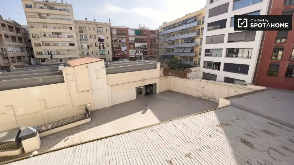 Piso con terraza en alquiler en Sant Martí, imagen 16