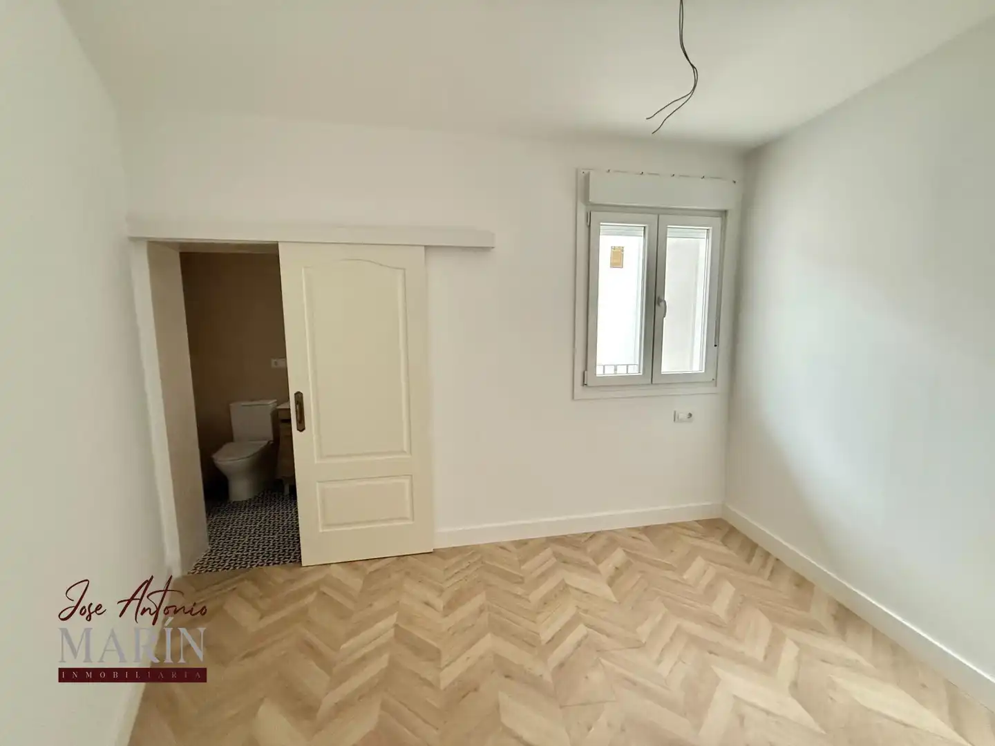 Dormitori de Apartament en venda en Badajoz amb Terrassa i Balcó