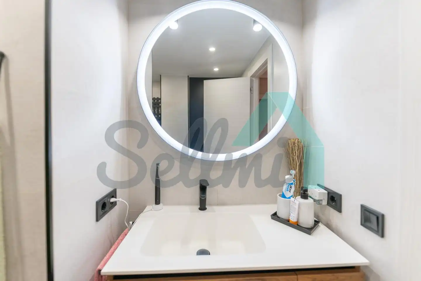 Badezimmer von Wohnung zum Verkauf in Oviedo  mit Heizung, Parkett und Terrasse