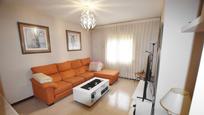 Living room of Flat for sale in Pozuelo de Alarcón  with Heating