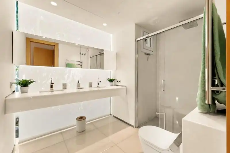 Bathroom of Houses for rent in Marbella  with Air Conditioner, Private garden and Terrace
