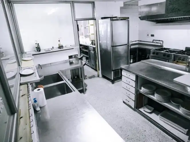 Business premises to rent in Avinnguda montserrat 15, imagen 9